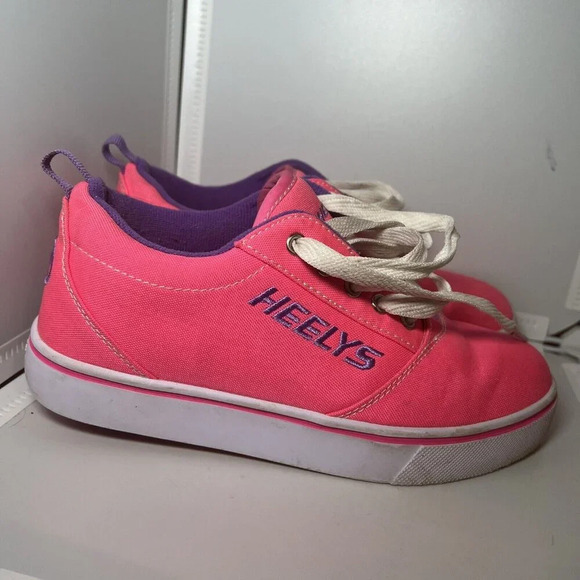 HEELYS Youth Size 5 Women’s Size 6 Pink And Purple - Picture 1 of 6